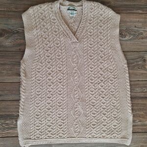 Aran Crafts Ireland Merino Wool Cable Knit V-Neck Sweater Vest Unisex 46"